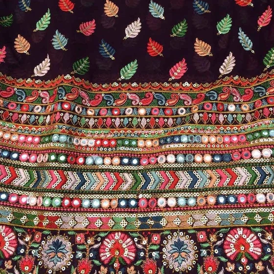 premium-embroidery-fabric-2.webp