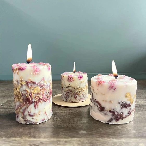pillar-candles-1.webp