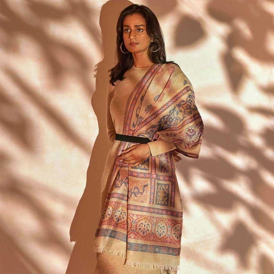 cotton-jacquard-shawls-1.webp
