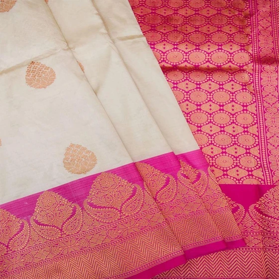 pure-banarasi-sarees-2.webp