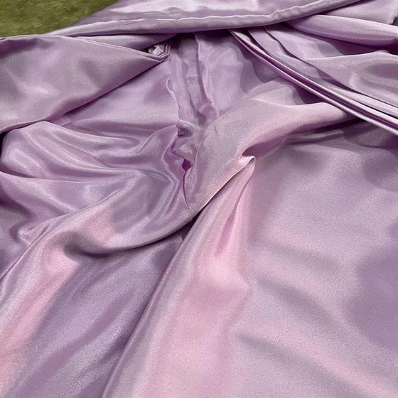 polyester-silk-crepe-fabric-2.webp