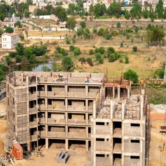 school-building-constructions-services-1.webp