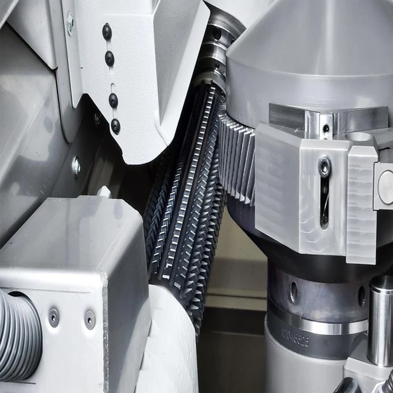 cnc-gear-hobbing-machine-1.webp