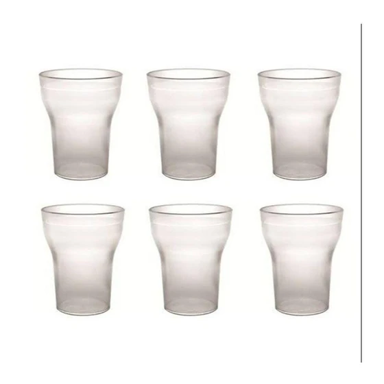 unbreakable-plastic-glass-1.webp