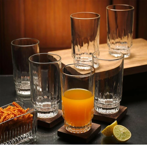 juice-plain-glass-2.webp