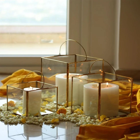 lantern-brass-glass-2.webp