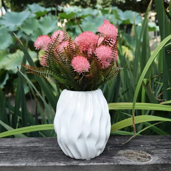 flower-onion-vase-2.webp