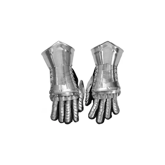 gauntlets-medieval-knight-2.webp