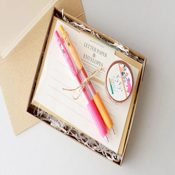 stationary-gift-products.webp