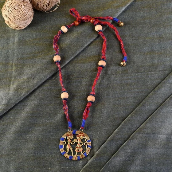 jewellery-pendent-dhokra-2.webp