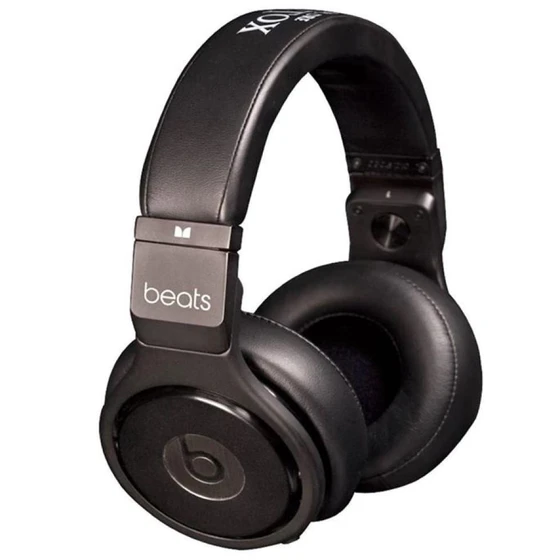 monster-studio-headphone-2.webp