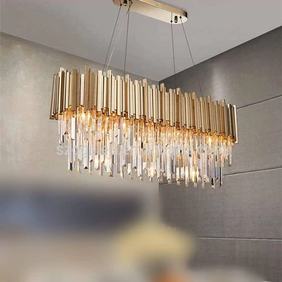 golden-metal-chandelier-2.webp