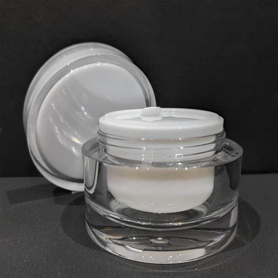 acrylic-pentagram-cream-jar-2.webp
