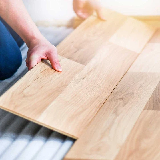 wood-laminate-flooring-2.webp