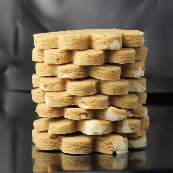 cashew-butter-biscuits-2.webp