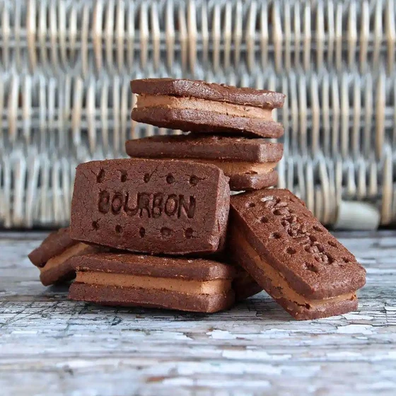 bourbon-chocolate-biscuits-2.webp