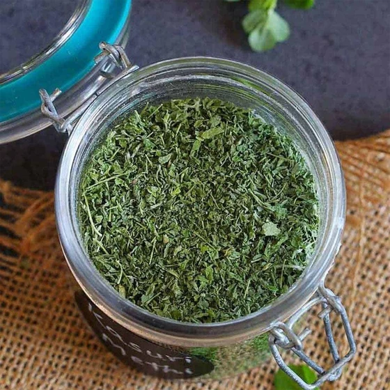 fresh-kasoor-methi-2.webp