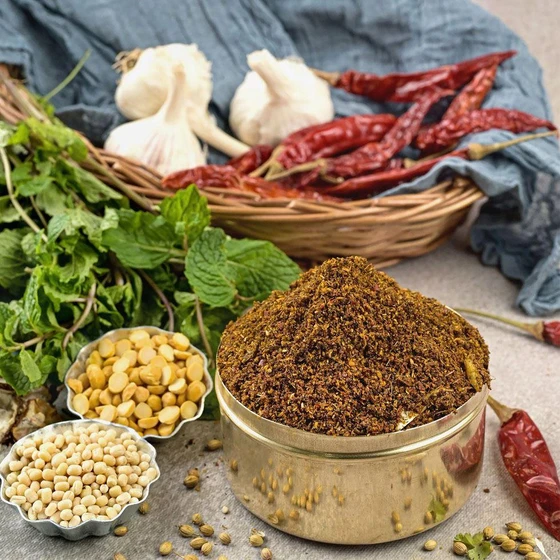 poodina-chatni-powder-2.webp