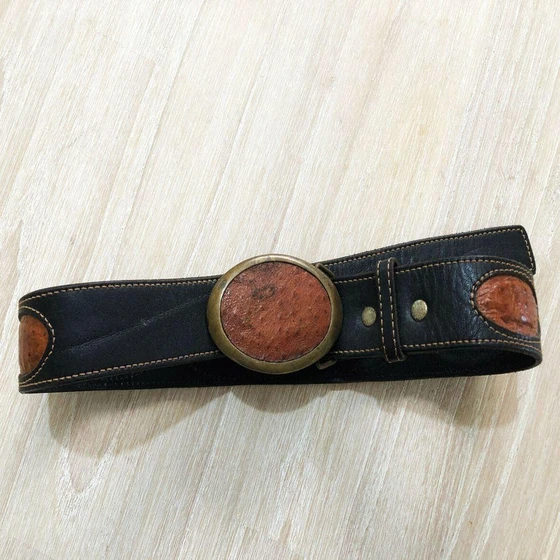 emu-leather-belt-2.webp
