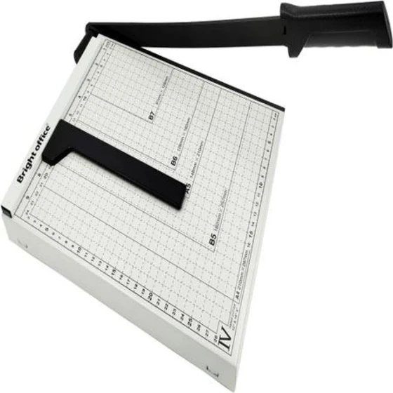 paper-cutting-machine-1.webp