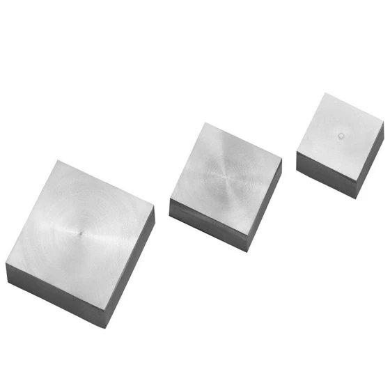 square-mirror-cap-2.webp