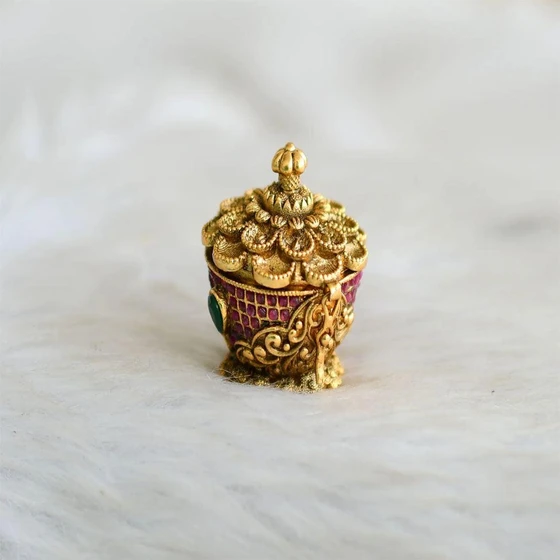 designer-kumkum-box-2.webp