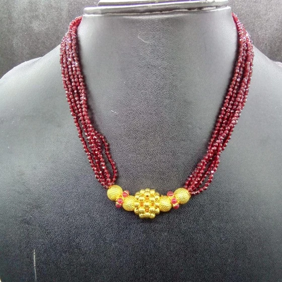 beads-necklace-designs-2.webp