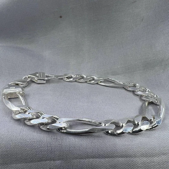 925-silver-bracelet-2.webp