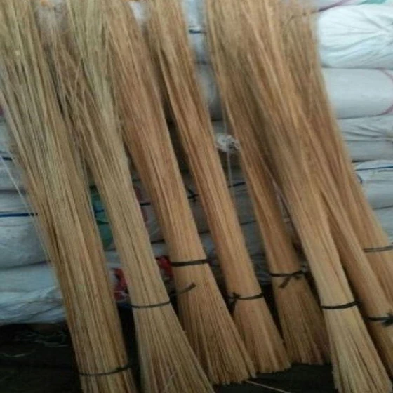 coconut-long-broom-2.webp