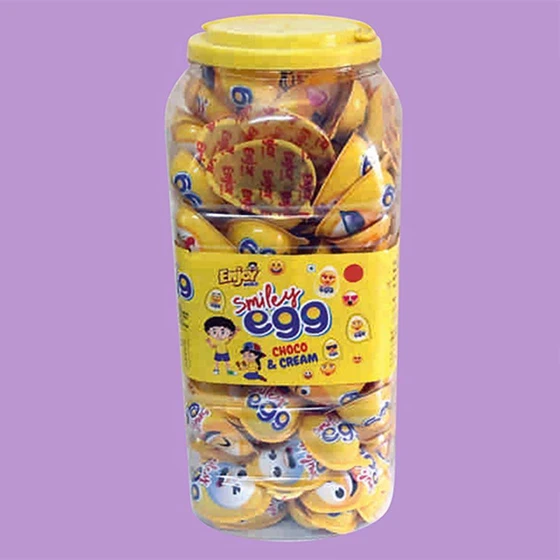 egg-smiley-chocolate-paste-2.webp