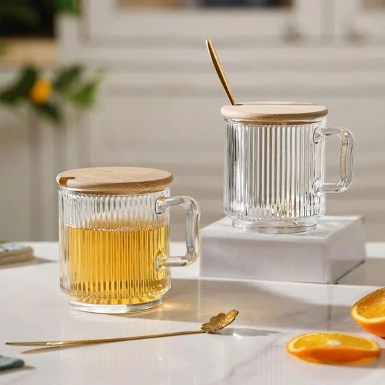 transparent-glass-mugs-2.webp