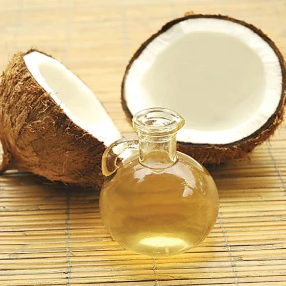ayurvedic-fresh-hair-oil-2.webp