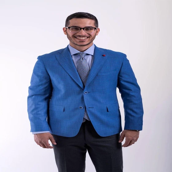 mixed-men-suits-2.webp