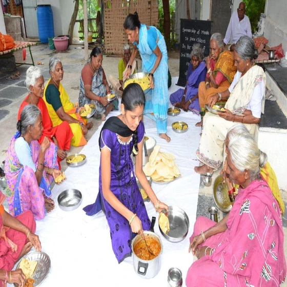 food-donation-service-1.webp