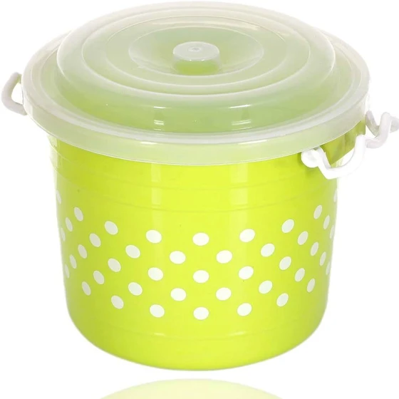 plastic-dotted-container-2.webp