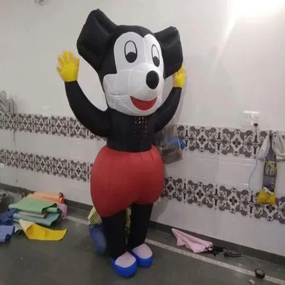 mickey-mouse-inflatable-cartoon-2.webp