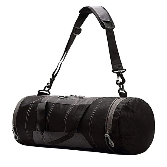 plain-gym-bag-2.webp