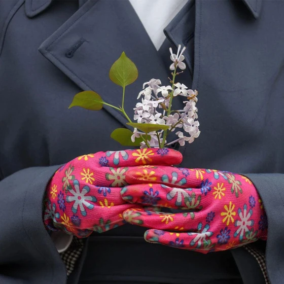 printed-polyester-gloves-1.webp