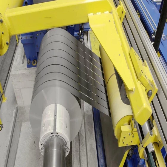 narrow-slitting-line-machine-2.webp