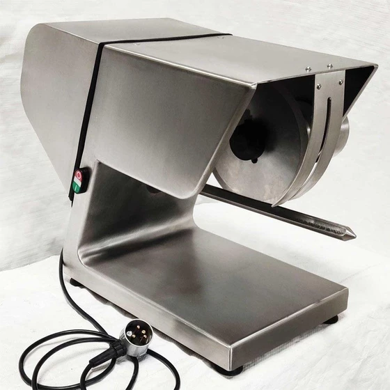 silver-chicken-cutting-table-2.webp