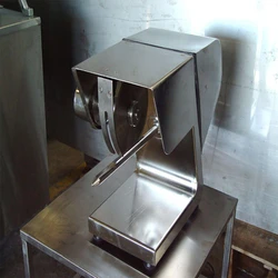 Silver Chicken Cutting Table — Restaurants, hotel use