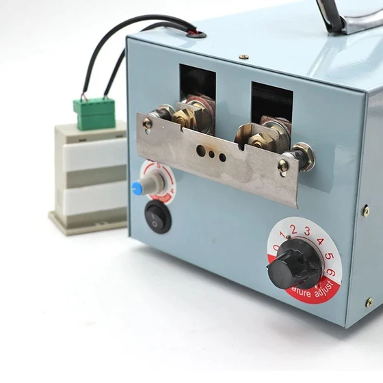 debeaker-cutting-equipment-2.webp