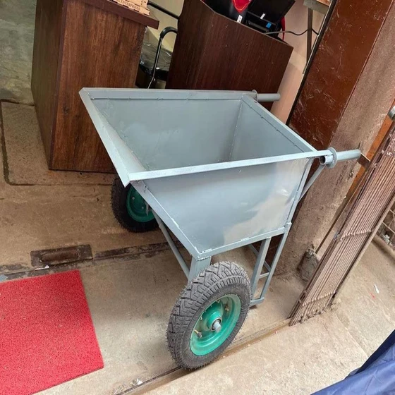 wheel-double-barrows-2.webp