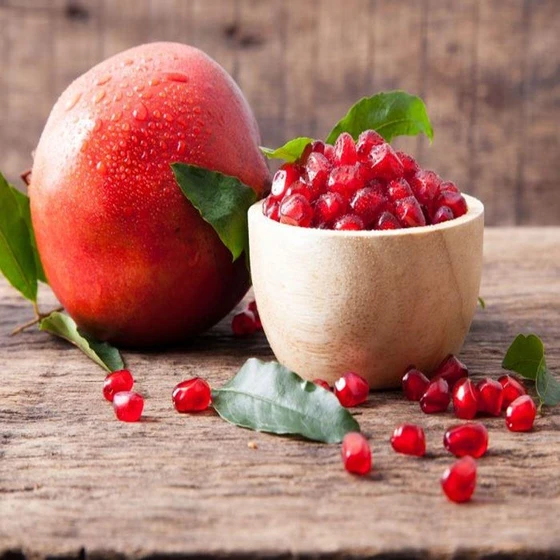 natural-fresh-pomegranate-2.webp