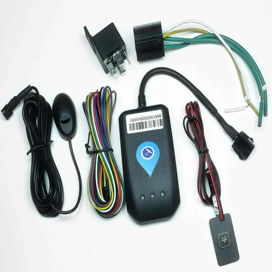 vehicle-tracking-kit-2.webp