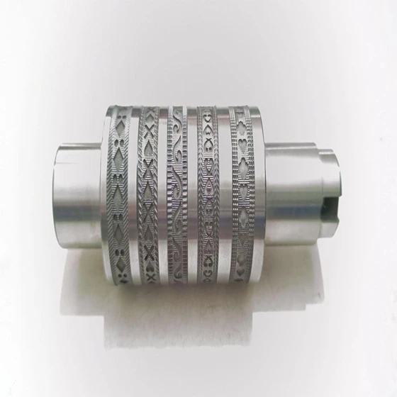 designer-jewellery-roller-2.webp