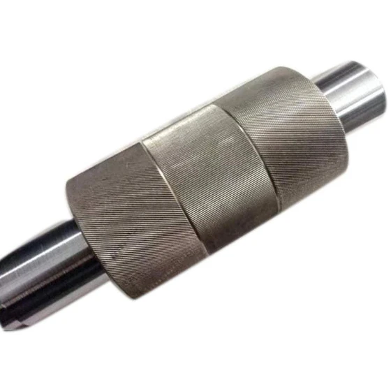making-jewelry-designer-roller-2.webp