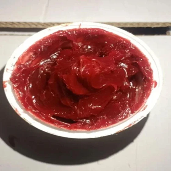 red-gel-grease-2.webp