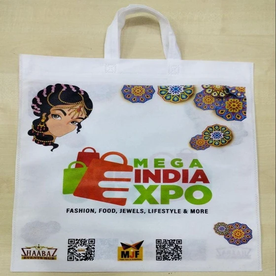 offset-printed-non-woven-carry-bag-2.webp