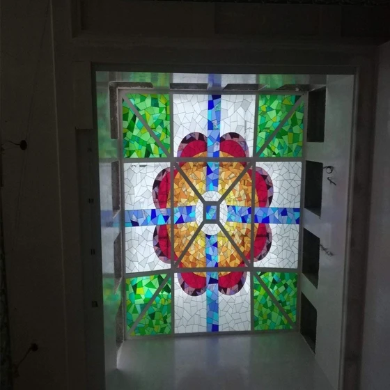 stained-fancy-glass-2.webp